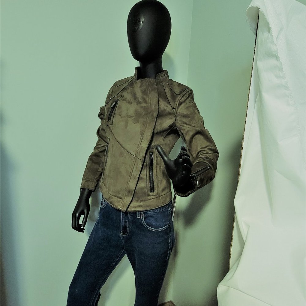 NWT Vince Camuto Woman's Olive Vegan Suede Moto Jacket - Picture 5 of 12